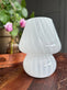 Mushroom Medium – Hvid mundblæst glas - VIAMAJA.DK