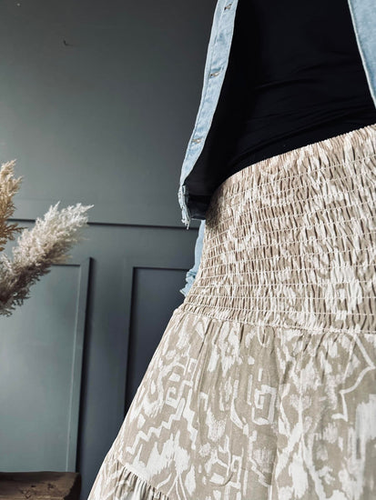 Nederdel Boho beige - VIAMAJA.DK