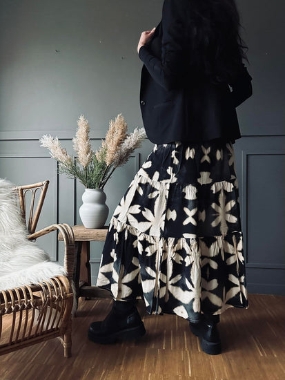 Nederdel Boho Leaf black - VIAMAJA.DK