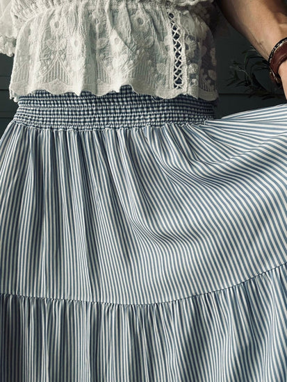 Nederdel med smock – Blå strib Small - VIAMAJA.DK