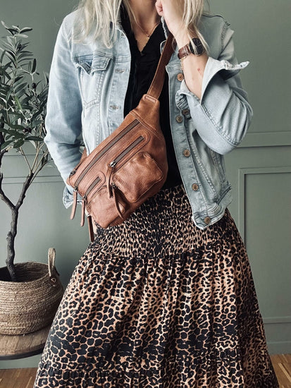 Nederdel med smock – Dark Leopard - VIAMAJA.DK