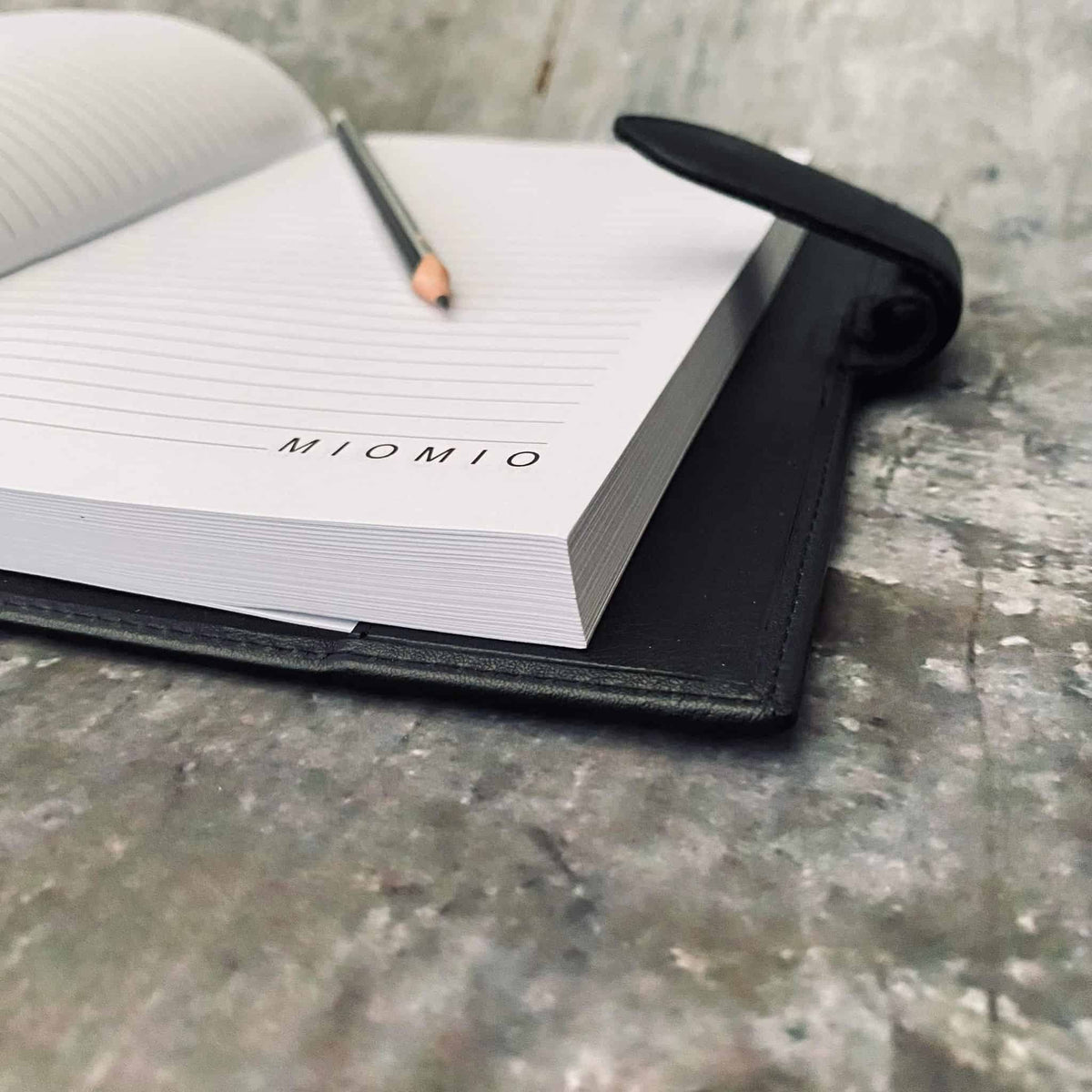 Sort Notesbog Sdu Notesbog - Sort Skind VIAMAJA A5 – ensfarvet skind – VIAMAJA