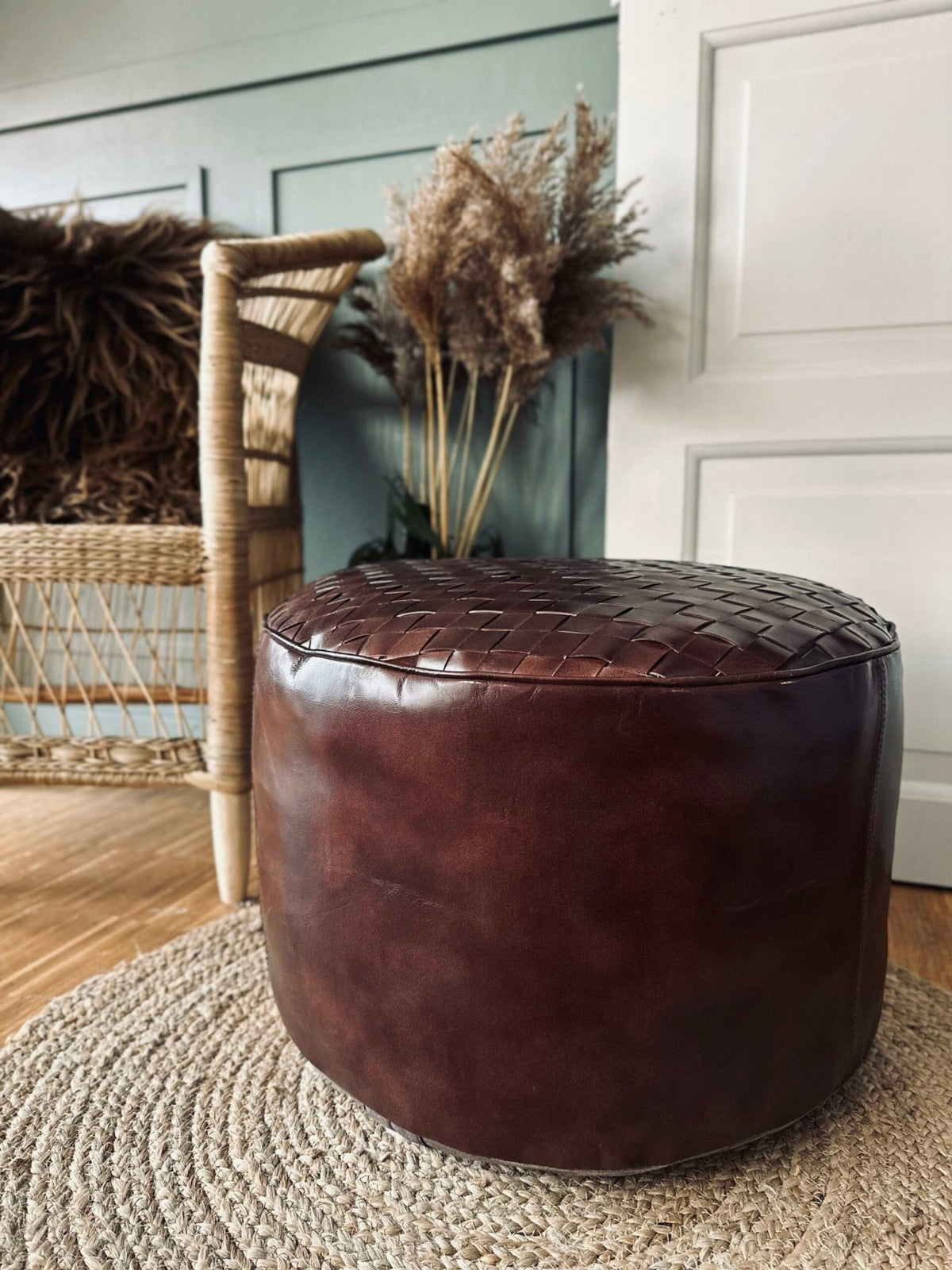 Puff Med Puff med flet top – Brown – Bøffellæder – VIAMAJA