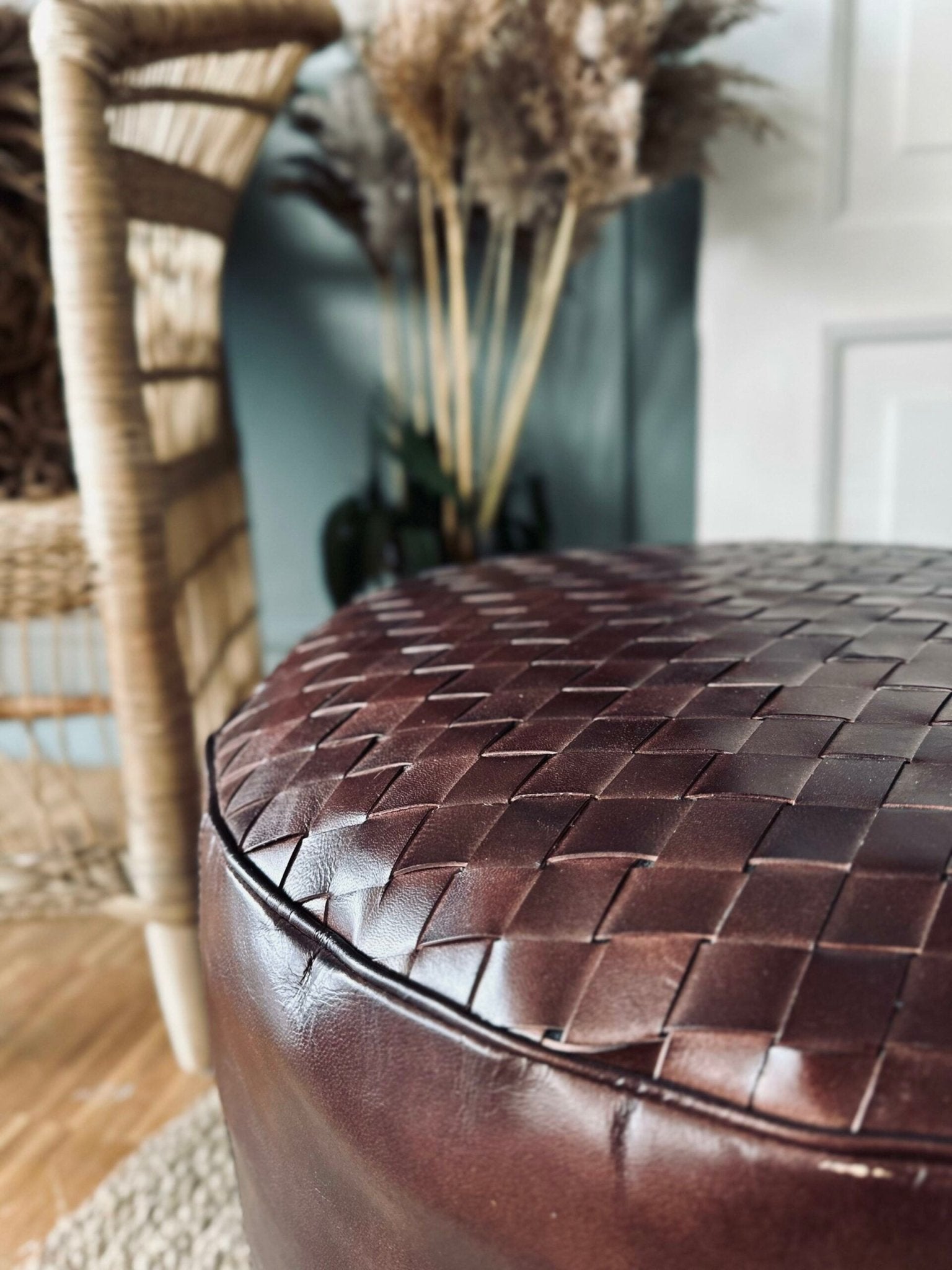 Puff Med Puff med flet top – Brown – Bøffellæder – VIAMAJA