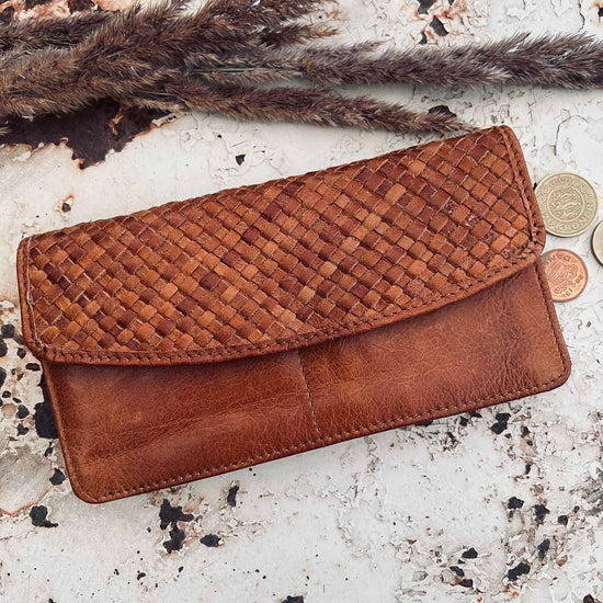 Pung Big Tessa – Walnut - VIAMAJA.DK