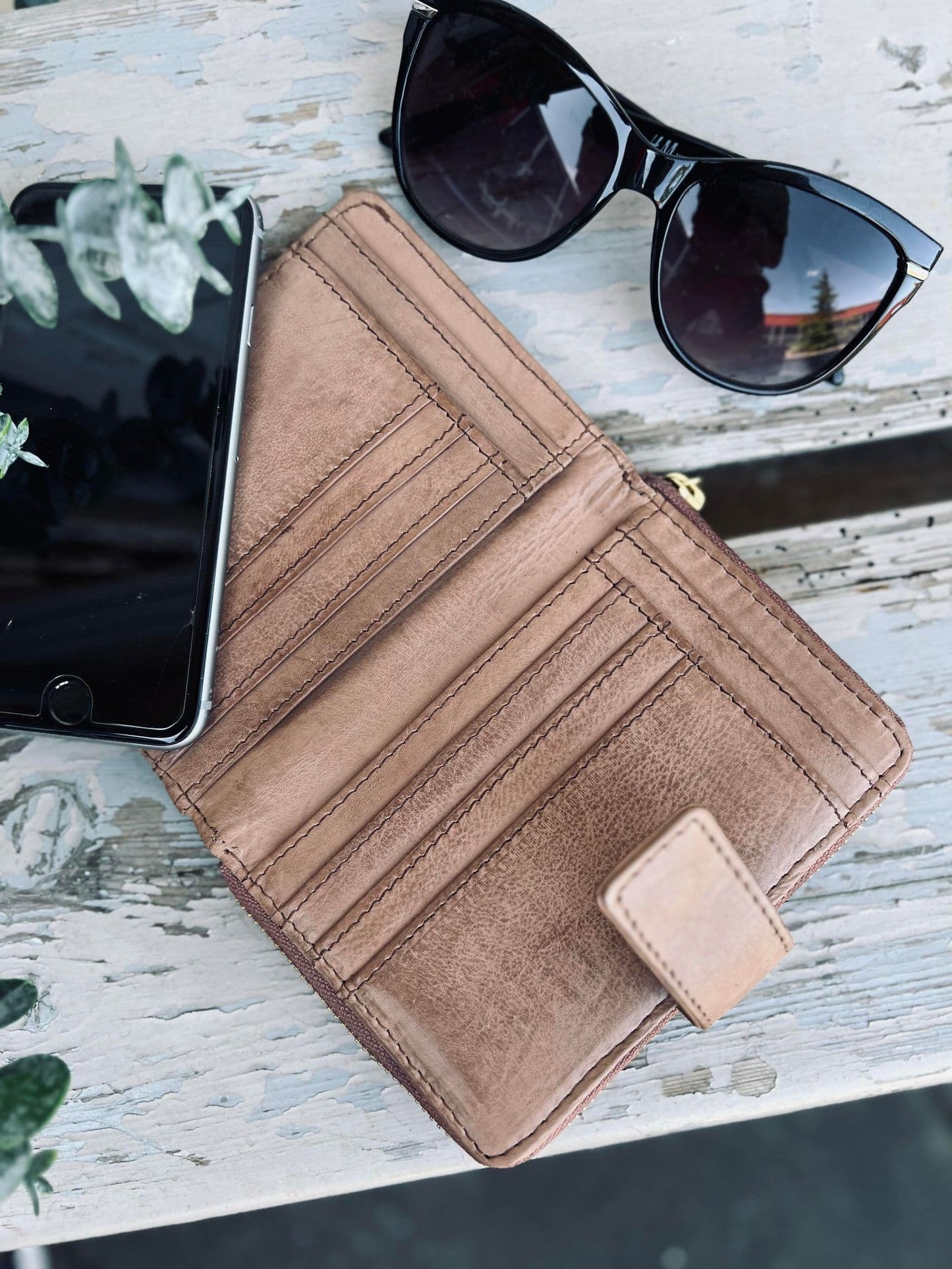 Pung i lækker blød skind - Golden honey - VIAMAJA.DK