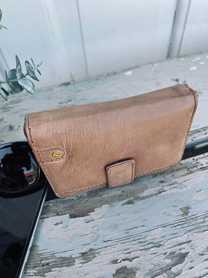 Pung i lækker blød skind - Golden honey - VIAMAJA.DK