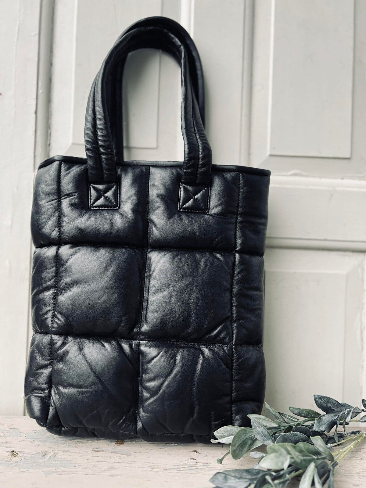 Shopper - BLACK MUST i blød lammeskind - VIAMAJA.DK