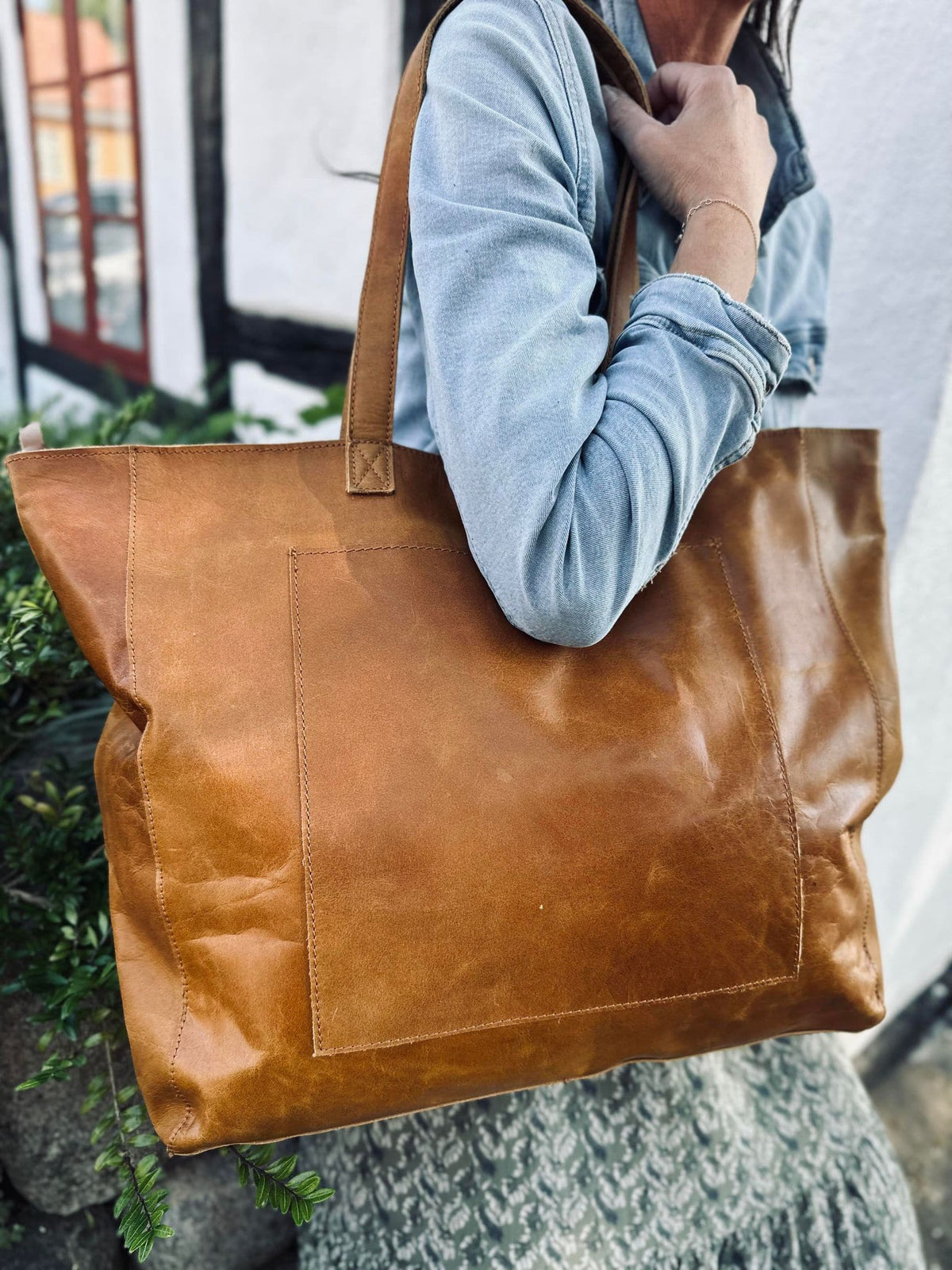 Shopper XL OLINE Cognac – Bøffellæder - VIAMAJA.DK