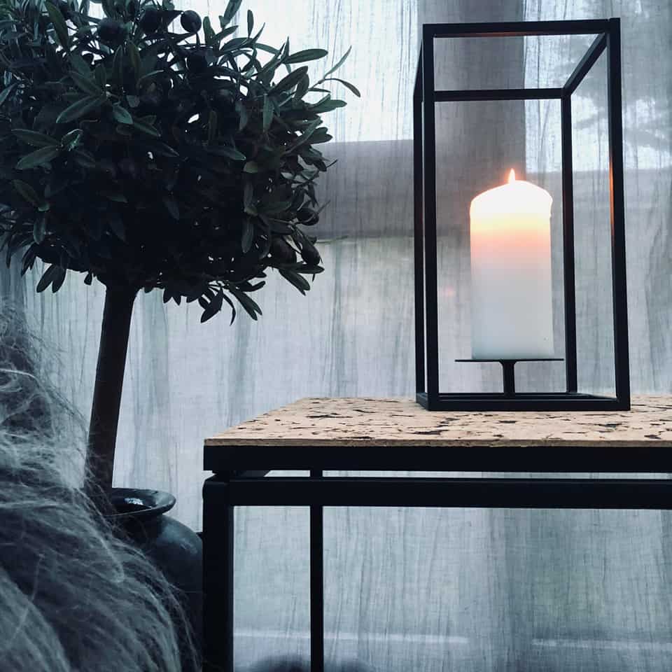 Sidebord i træ og sort metal - VIAMAJA