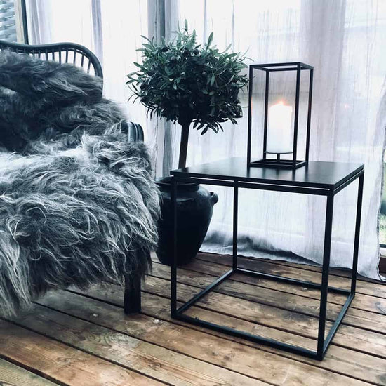 Sidebord i træ og sort metal - VIAMAJA
