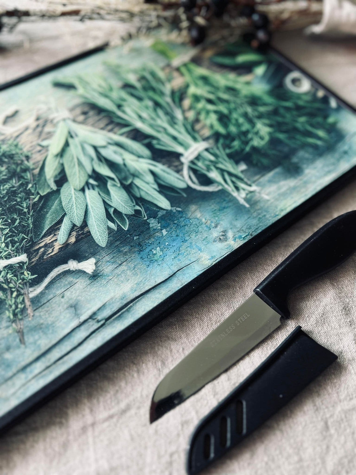 Skærebræt ink kniv - Design Urte-mix - VIAMAJA.DK
