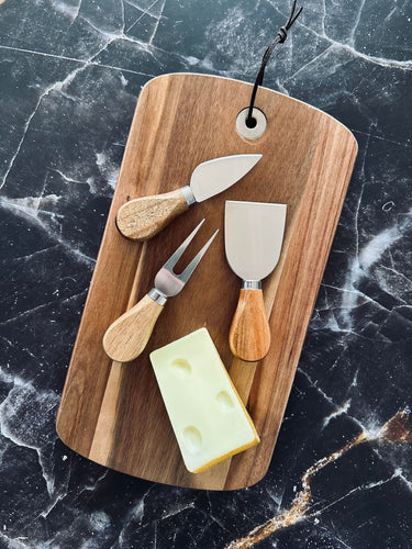 Skærebræt med osteknive - God til tapas