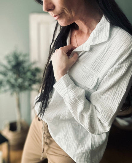 Skjorte i vaflet bomuld – Hvid - VIAMAJA.DK