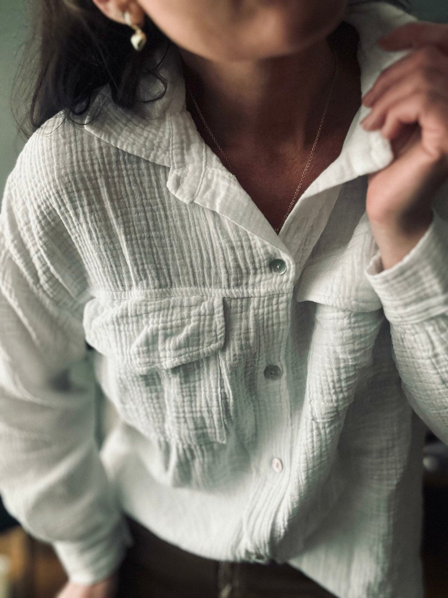 Skjorte i vaflet bomuld – Hvid - VIAMAJA.DK