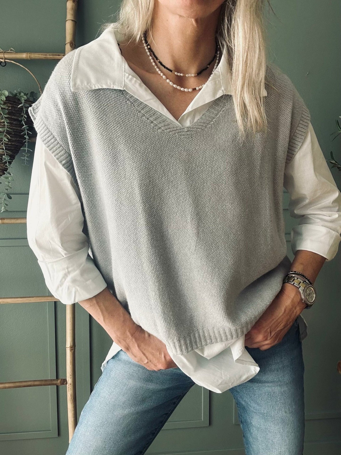 Skjorte med vest – Onesize Norah grey - VIAMAJA.DK