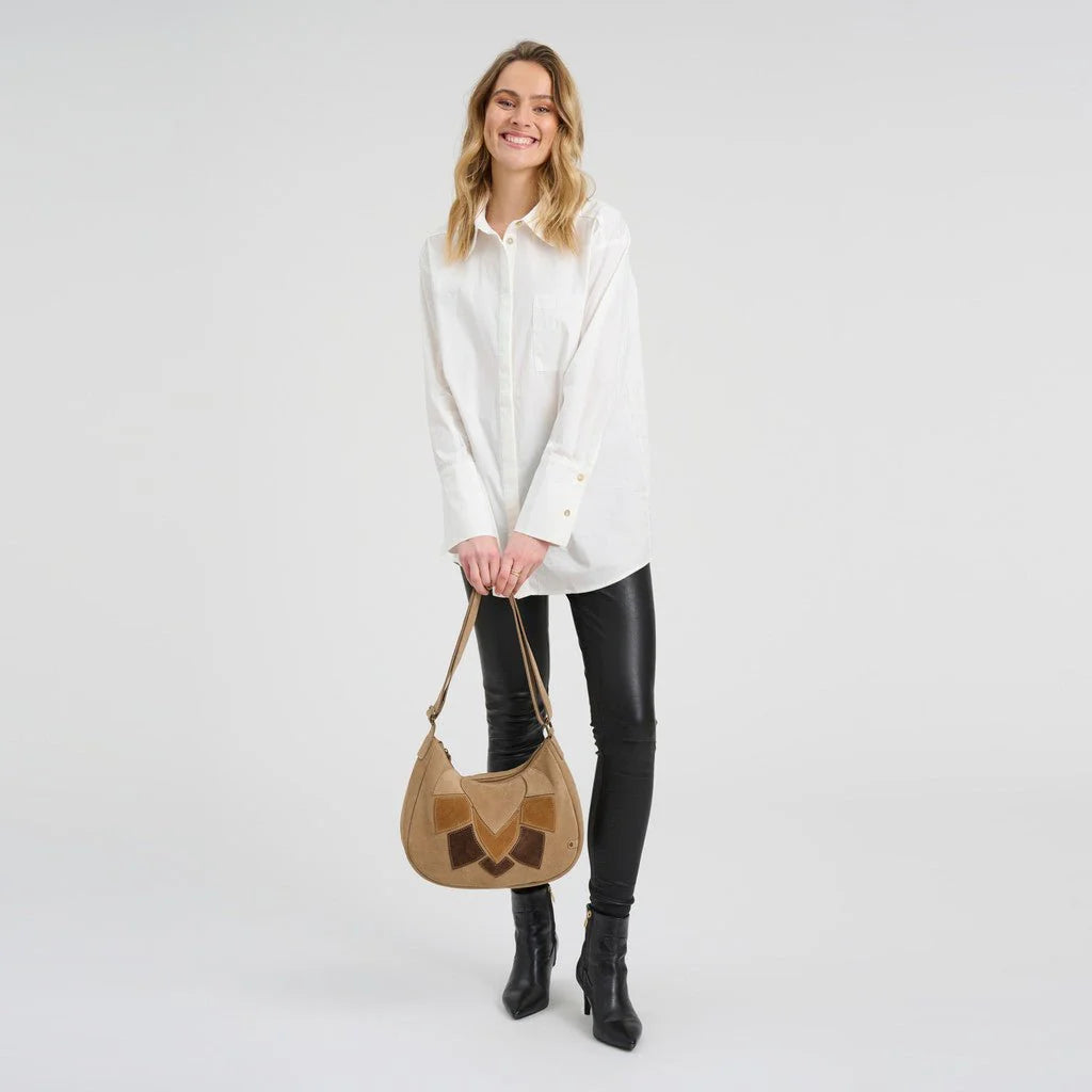 Skuldertaske Florence i ruskind - Sand