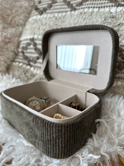 Smykkebox - Oliven - VIAMAJA.DK