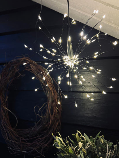 Stjernekaster med 120 led lys - timerfunktion - VIAMAJA.DK