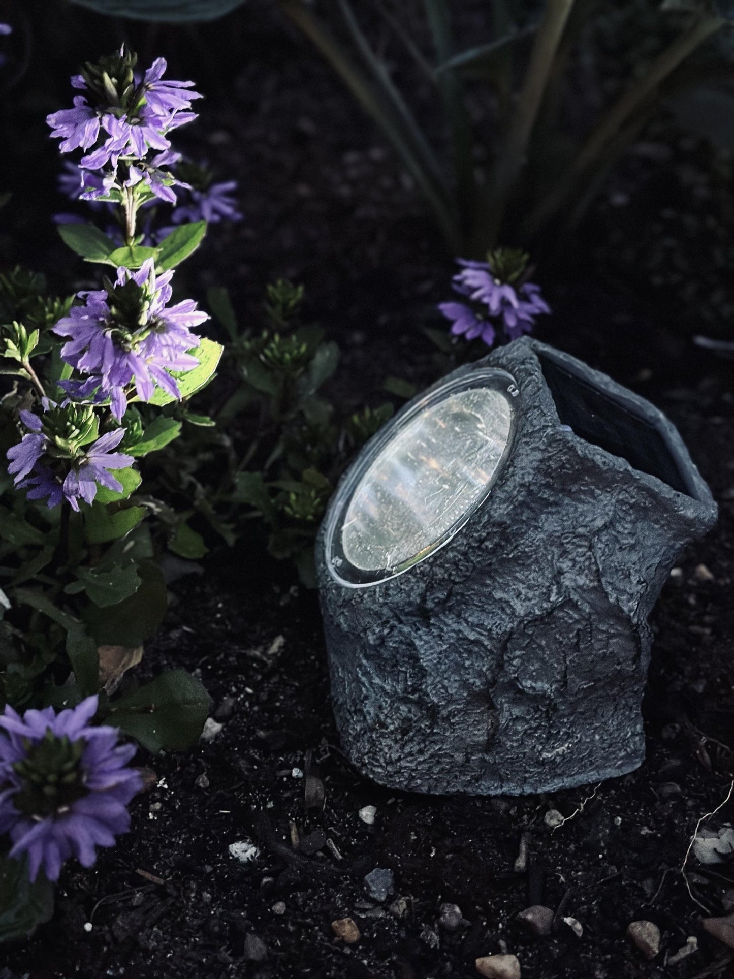 Stone med solceller - Mix - VIAMAJA.DK