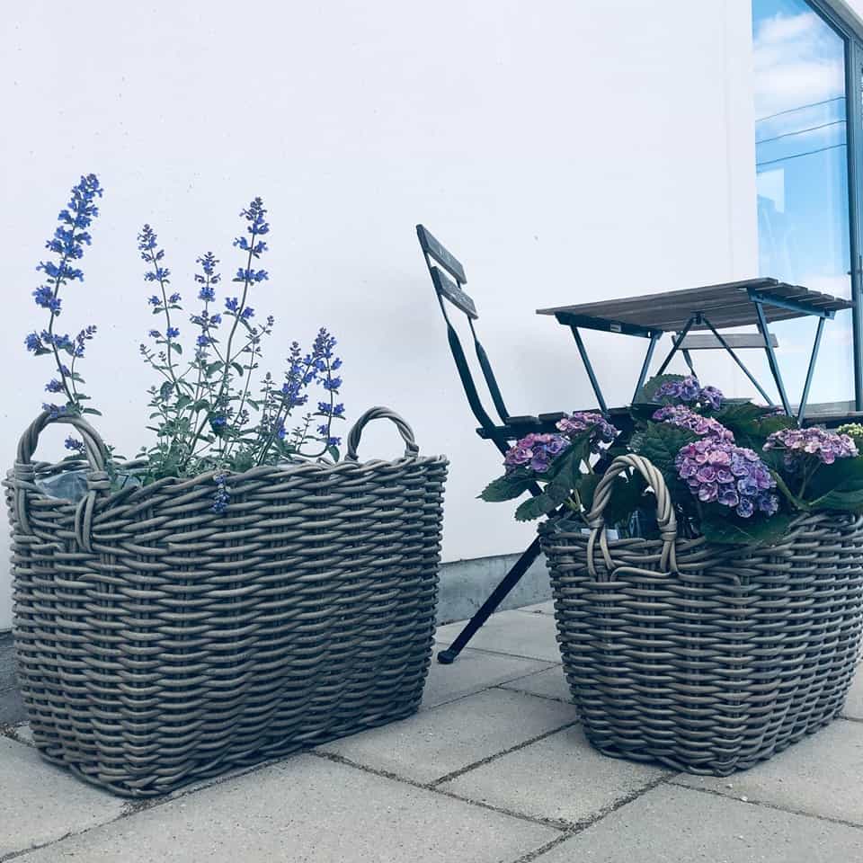 Stor plantekurv i rattan - VIAMAJA