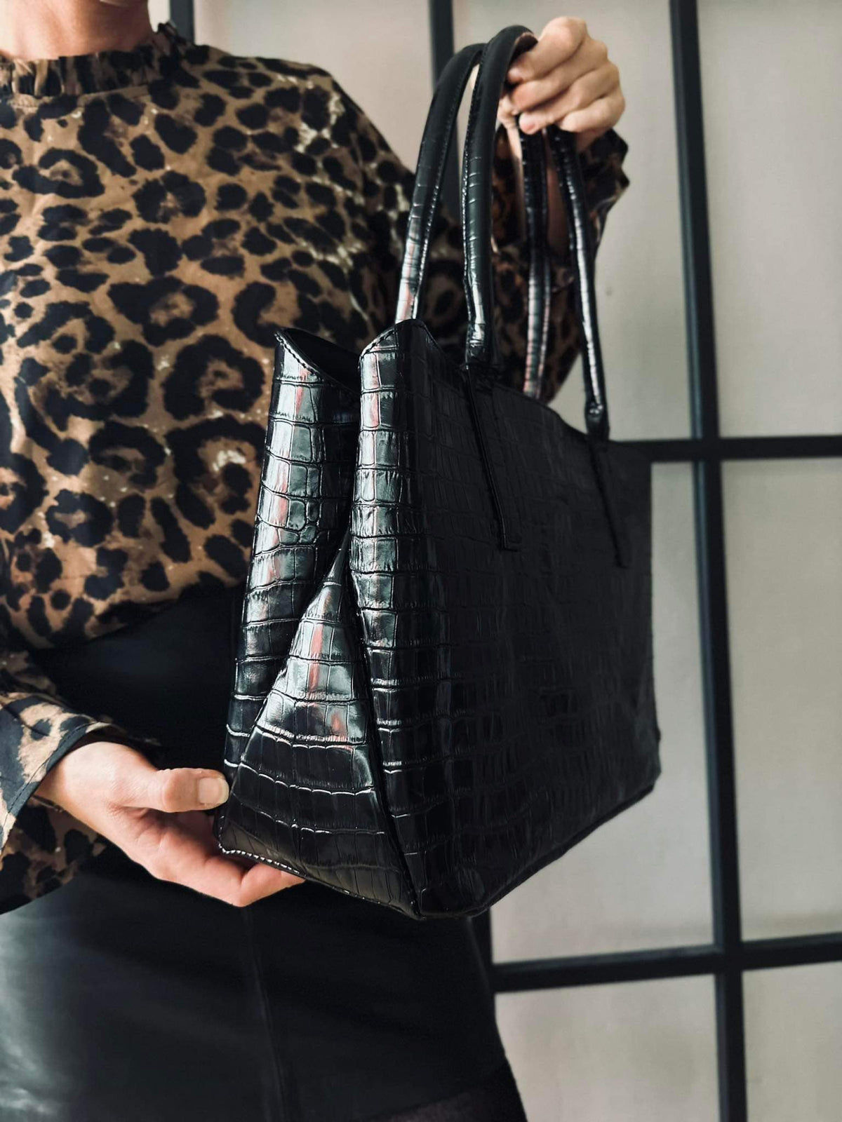 Taske Croco Black leather - VIAMAJA.DK