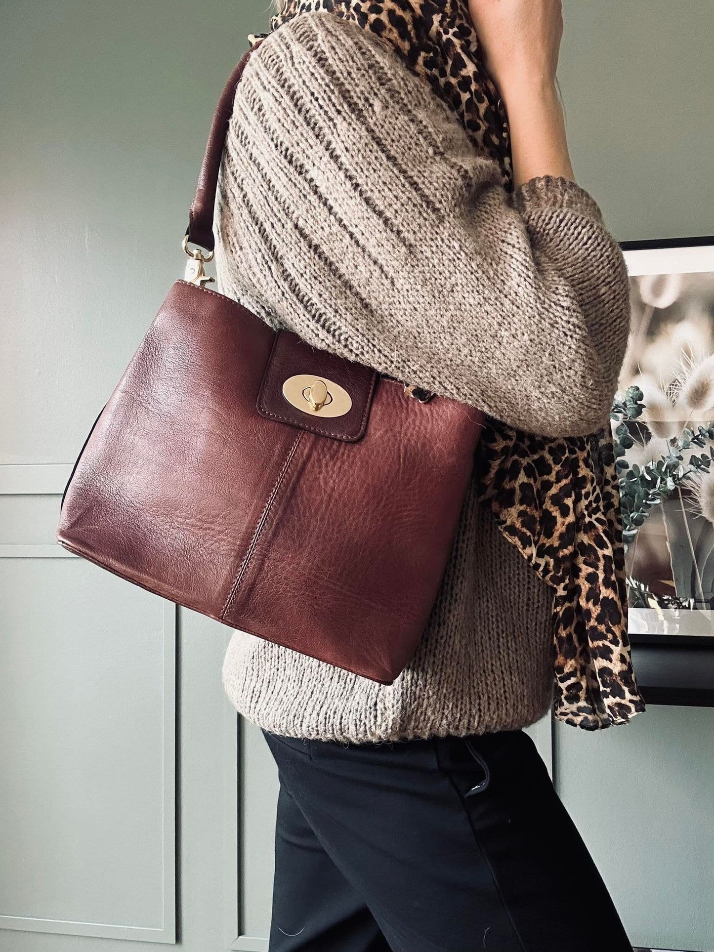 Taske LUX Brown – 2 remme medfølger - VIAMAJA.DK