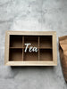 Tebox med skrift – Nordic white