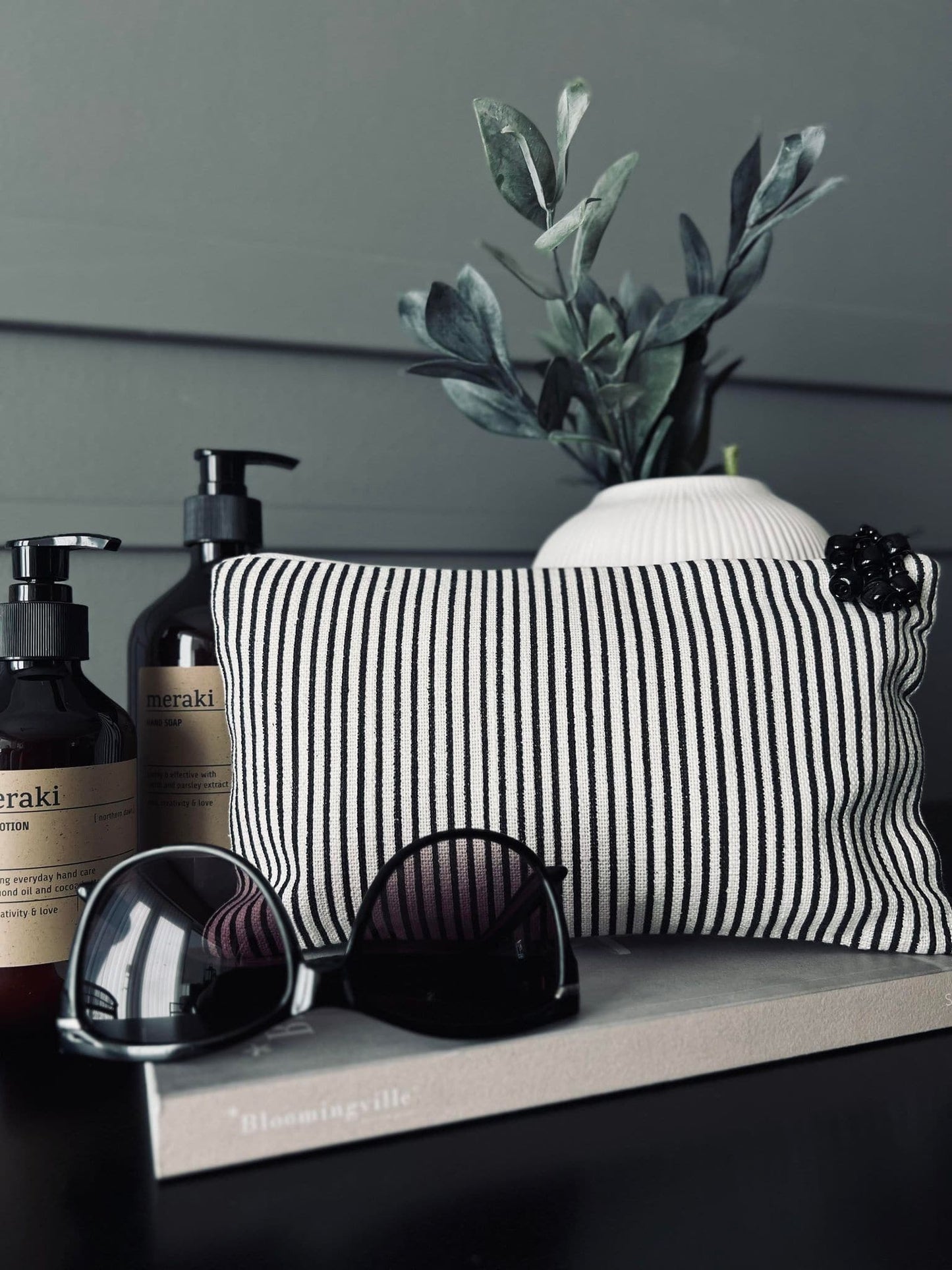 Toilettaske - Strib - VIAMAJA.DK