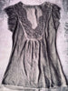 Top Mary Grey