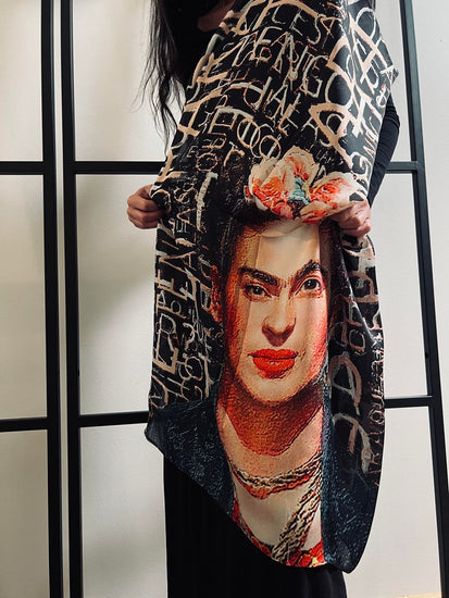 Tørklæde Frida Kahlo - VIAMAJA.DK