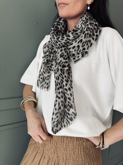 Tørklæde – Summer leo beige - VIAMAJA.DK