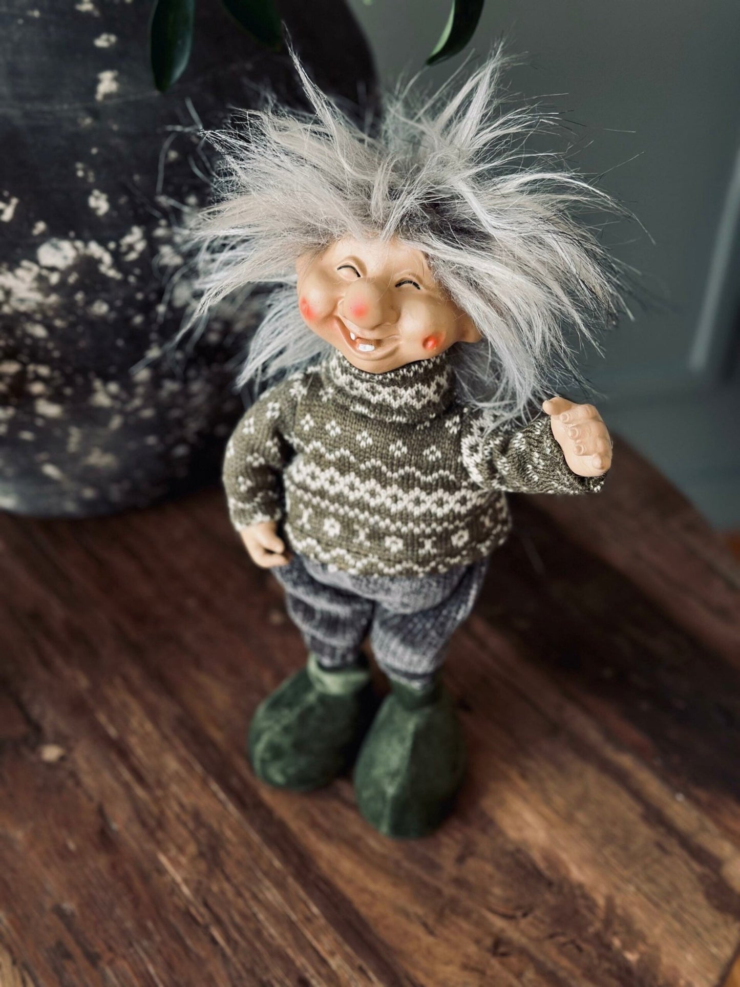 Troldefar Leo - VIAMAJA.DK