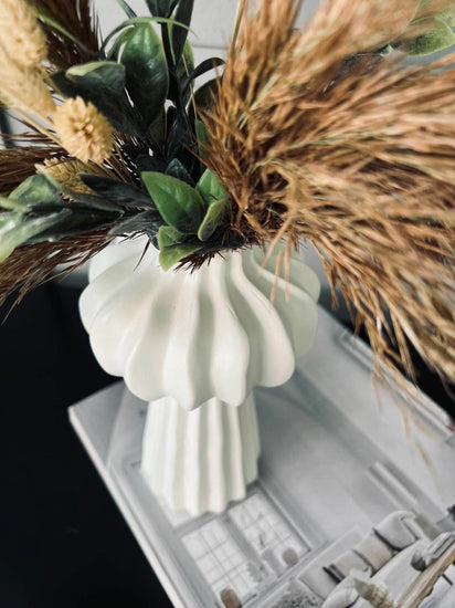 Vase - LOTUS hvid keramik - VIAMAJA.DK